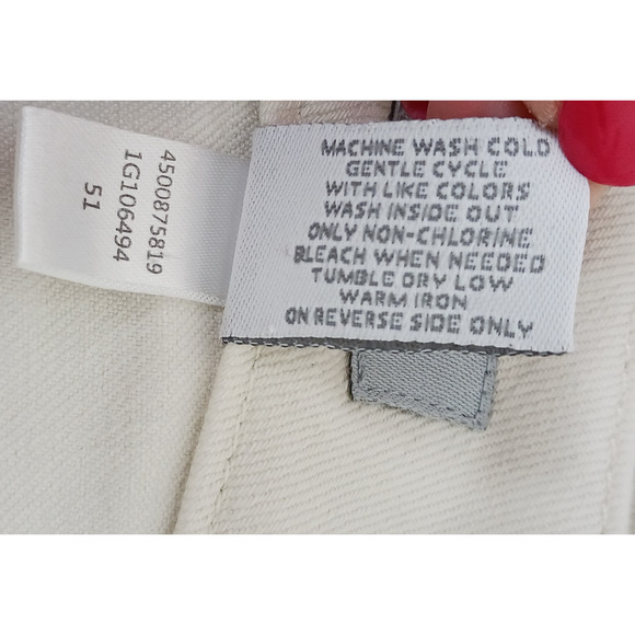 Chico's SZ 1 (US 8/M) Platinum Denim Jeans Ultimate Fit Slim Leg In Off White - Picture 8 of 8